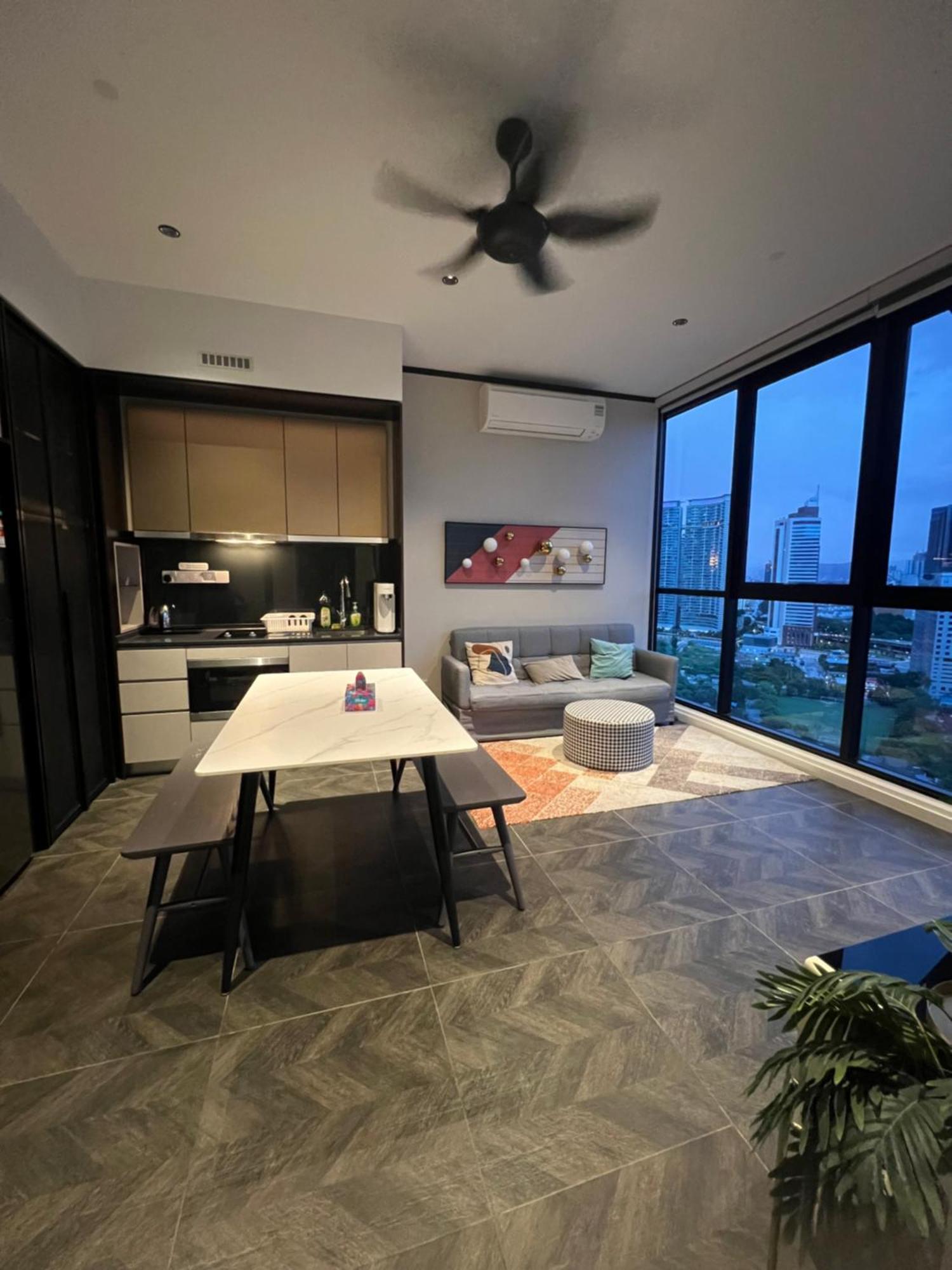 Scarletz Suites Kuala Lumpur By City Center מראה חיצוני תמונה